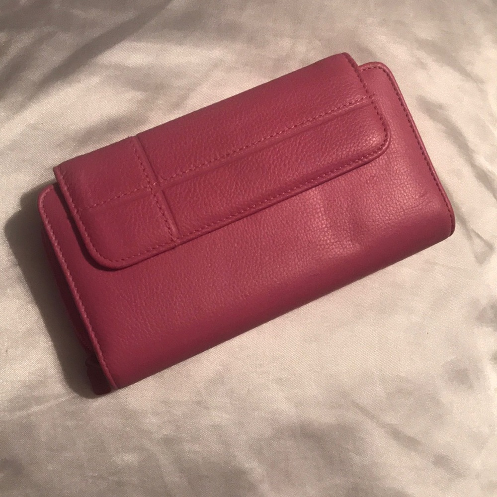 Buxton genuine leather wallet